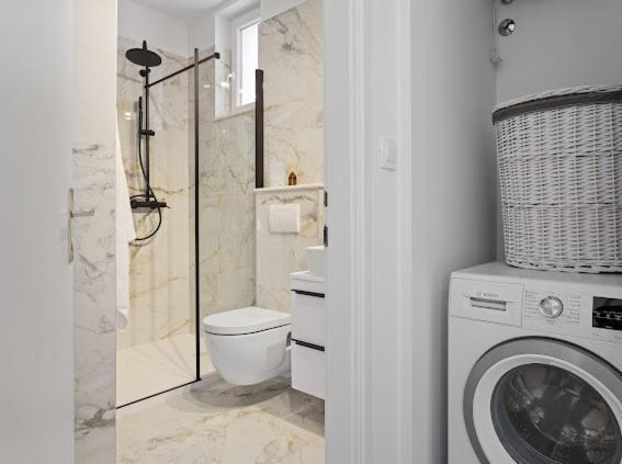Luxury Apartment Beyond Stobrec Exterior photo