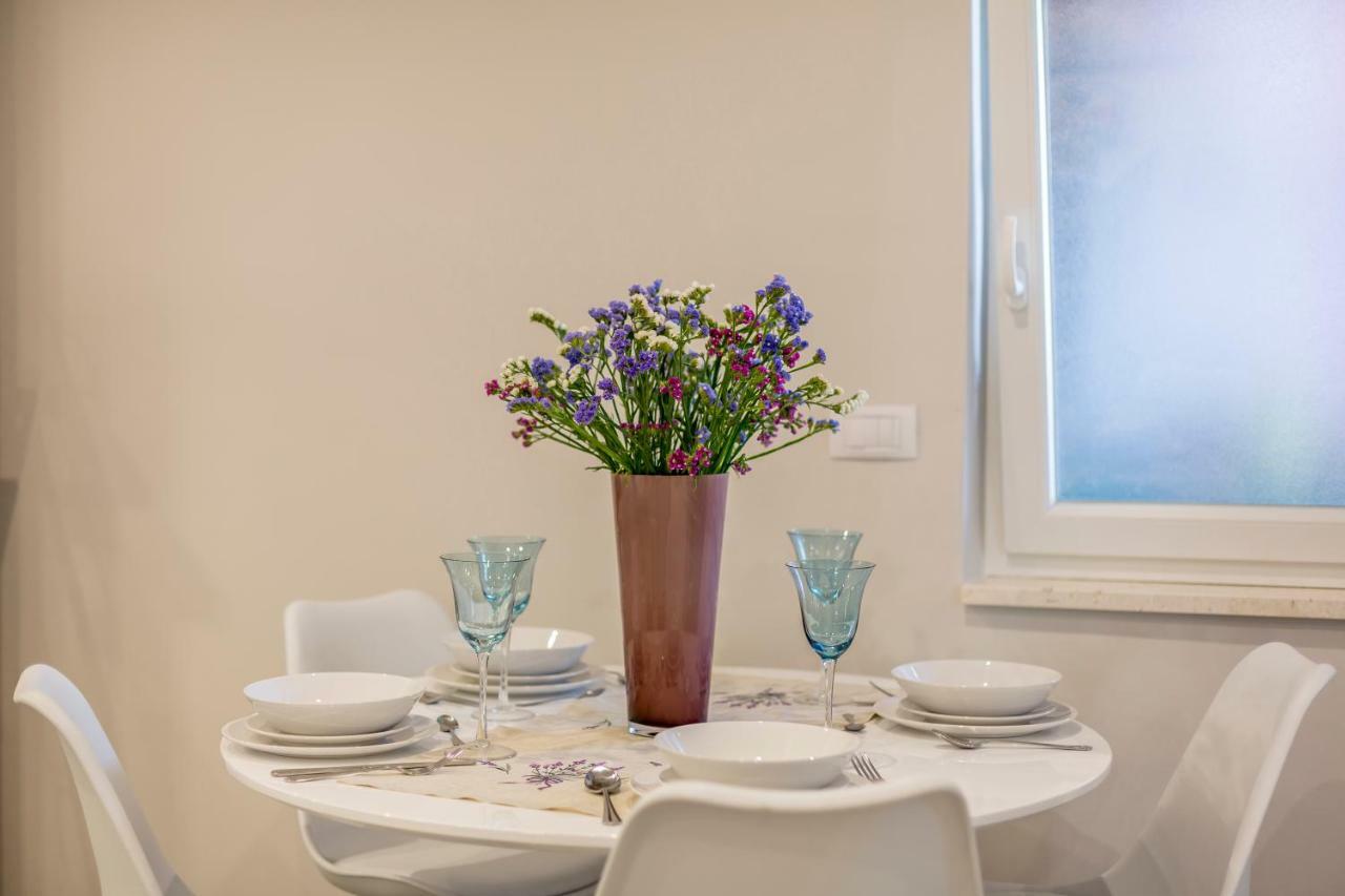 Luxury Apartment Beyond Stobrec Exterior photo
